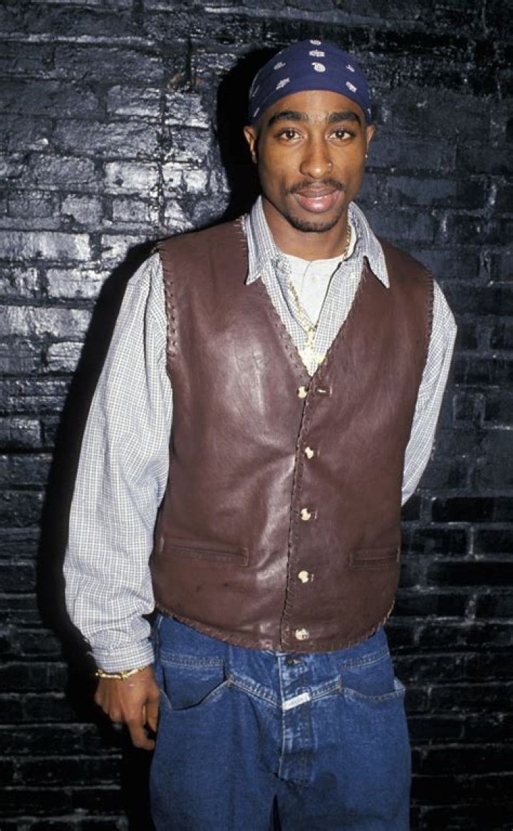 2pac's Towering Height: Uncovering The Legendary Rapper's Stature