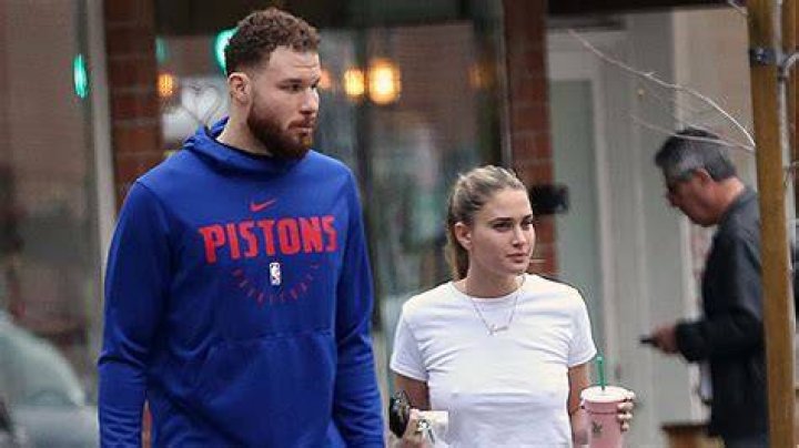 A Close Look At His Girlfriend