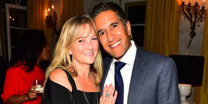 A Comprehensive Look At Sanjay Gupta's Family Ties