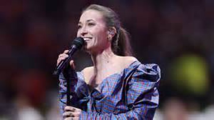 A Deeper Look Into Lauren Daigle's Relationships: Exploring Her Personal Life