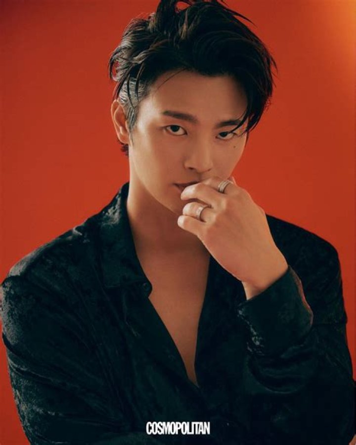 Ahn Jae-hyun's Net Worth: What's The Scoop?