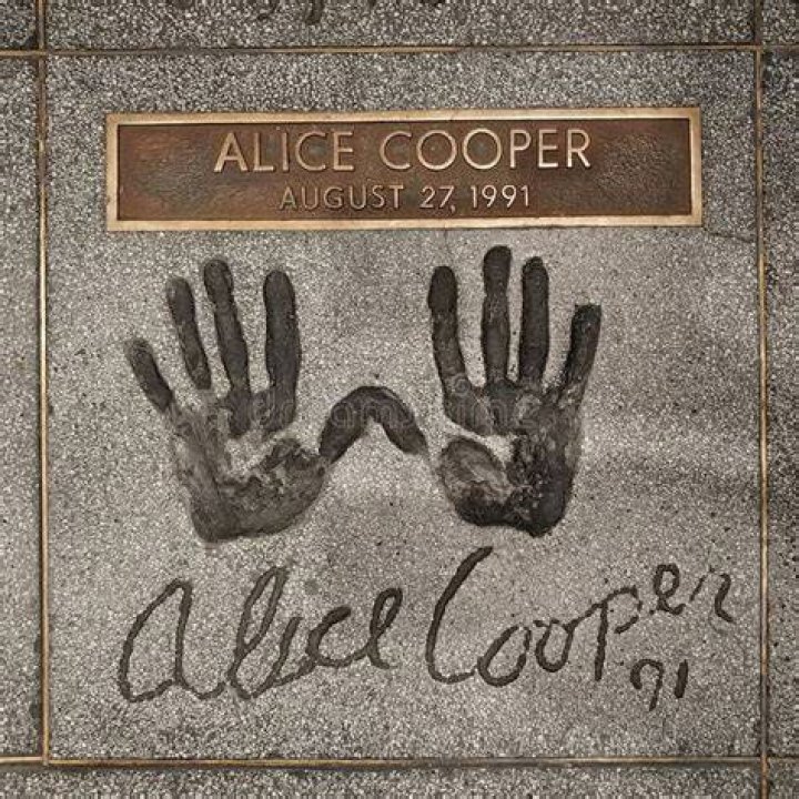 Alice Cooper's Rock N' Roll Legacy: The Prodigy And Tragedy Of His Kids