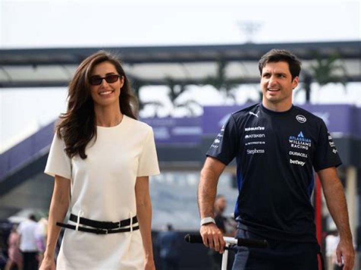 All About Carlos Sainz's Girlfriend: A Comprehensive Guide