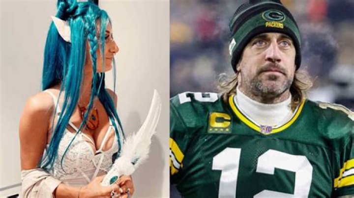 All BULLSH*T, Aaron Rodgers girlfriend calls out the quarterback over his inaction ·