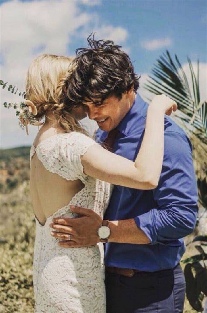 All The Details On Bob Morley And Eliza Taylor's Fairytale Wedding