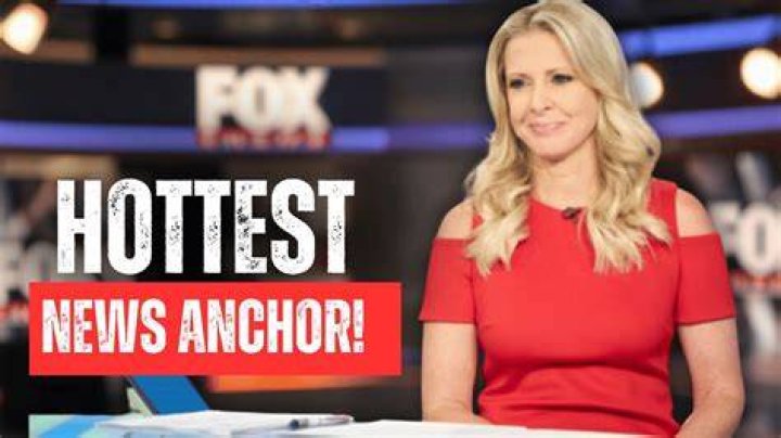 Alluring Blonde News Anchors Shine On Fox