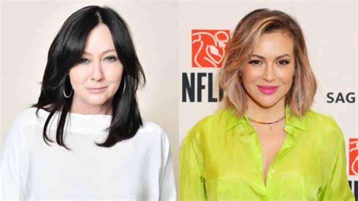 Alyssa Milano Slams Former Charmed Co-Star Rose McGowan For Claiming Democrats Havent Done Anythi