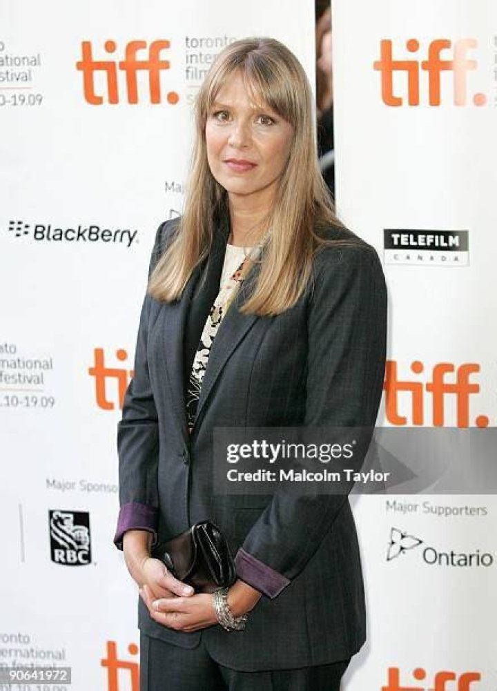 Amy Morton: The Award-Winning Actress