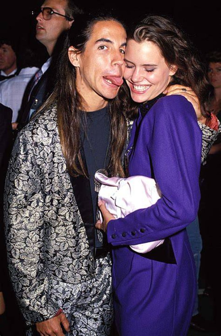 Anthony Kiedis' Extensive History Of Ex-Girlfriends