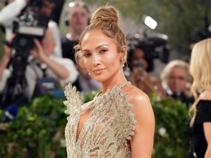 Astounding Wealth Of Jennifer Lopez: Unveiling Her Impressive Net Worth