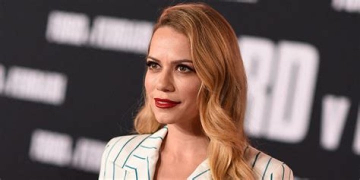 Bethany Joy Lenz's Siblings Revealed