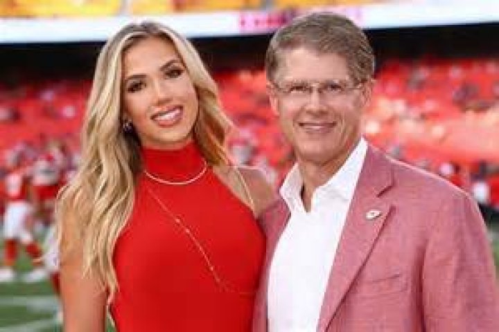 Billionaire Owner: A Dive Into Clark Hunt's Staggering Net Worth