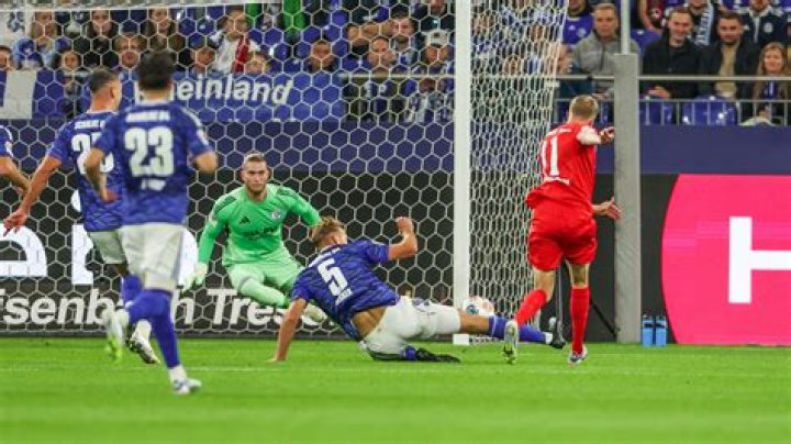 Borussia Mönchengladbach gegen Holstein Kiel im live Holstein Kiel gegen M'gladbach Live-Ticker 29 Juli 2024 Online
