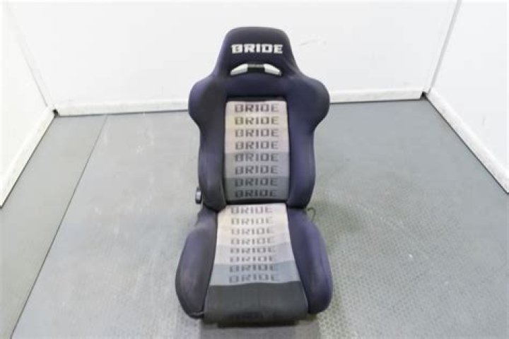 Bride Brix 2 seat rails removal - Zilvia.net Forums