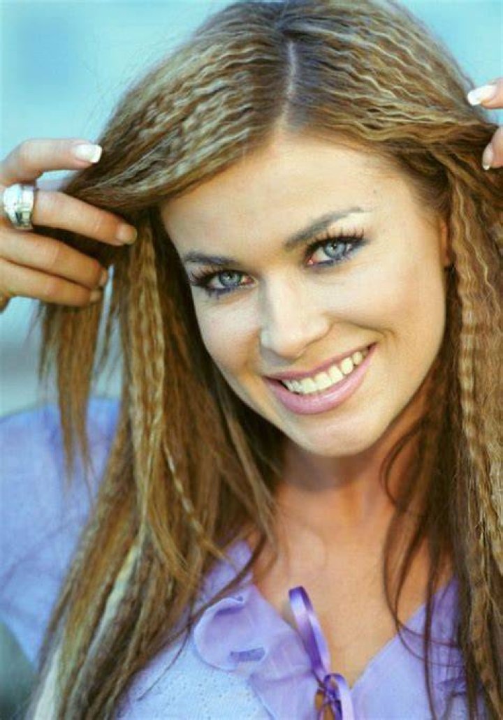 Carmen Electra's Alluring Photo Shoot: Behind-the-Scenes Glamour