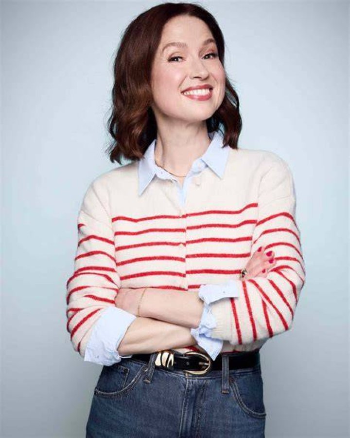 Celebrity Height: Unveiling Ellie Kemper's Stature