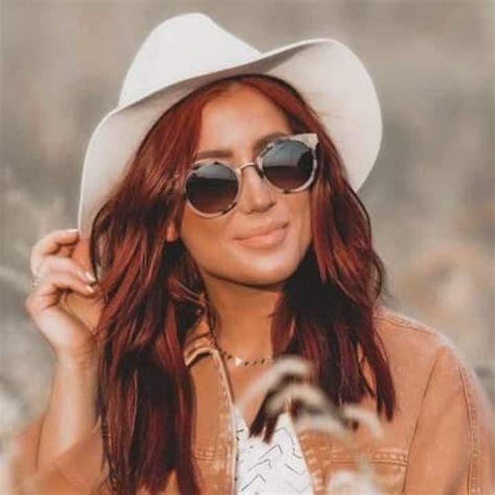 Chelsea Houska Height, Weight, Net Worth, Age, Birthday, Wikipedia, Who, Nationality, Biography