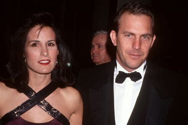 Cindy Silva Net Worth ·