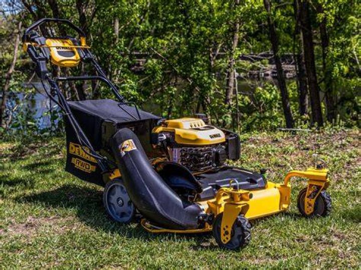 Conquer Slopes With The Best Self-Propelled Mowers For Hills