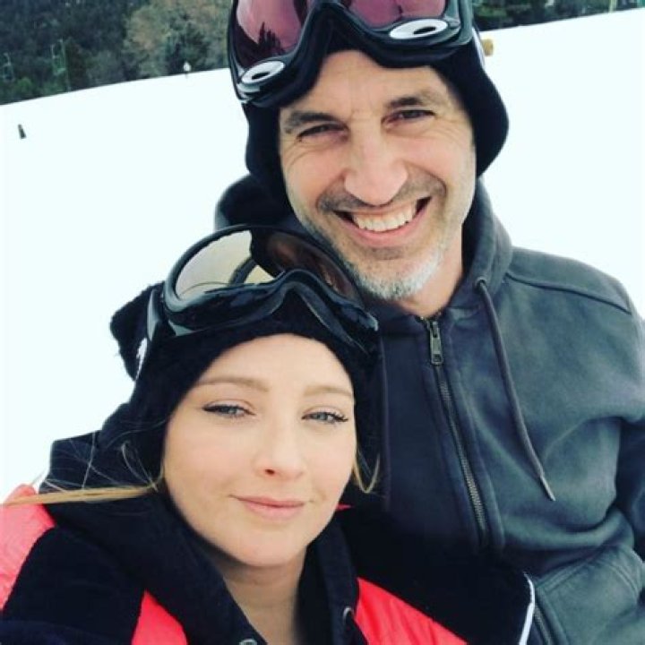 Dallas Lovato Height, Weight, Age, Boyfriend, Family, Facts, Biography