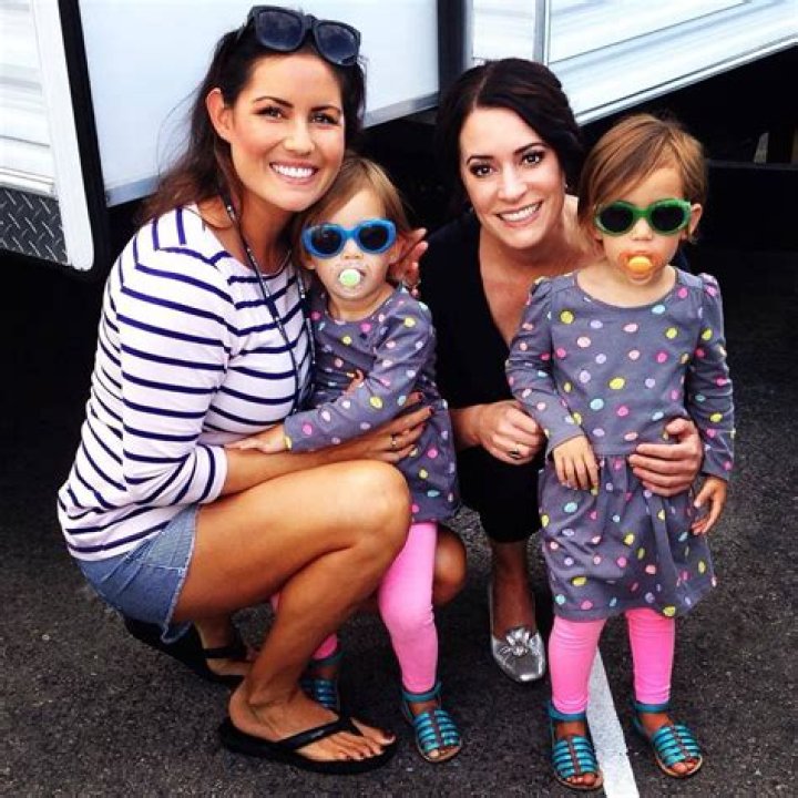 Did Paget Brewster Have Children? Uncover The Facts Now