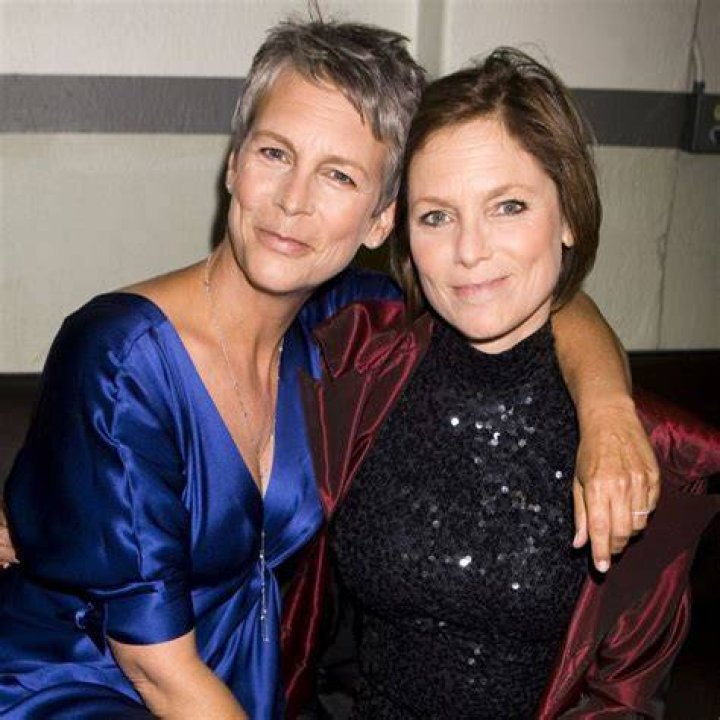 Discover Jamie Lee Curtis's Most Intimate Photos