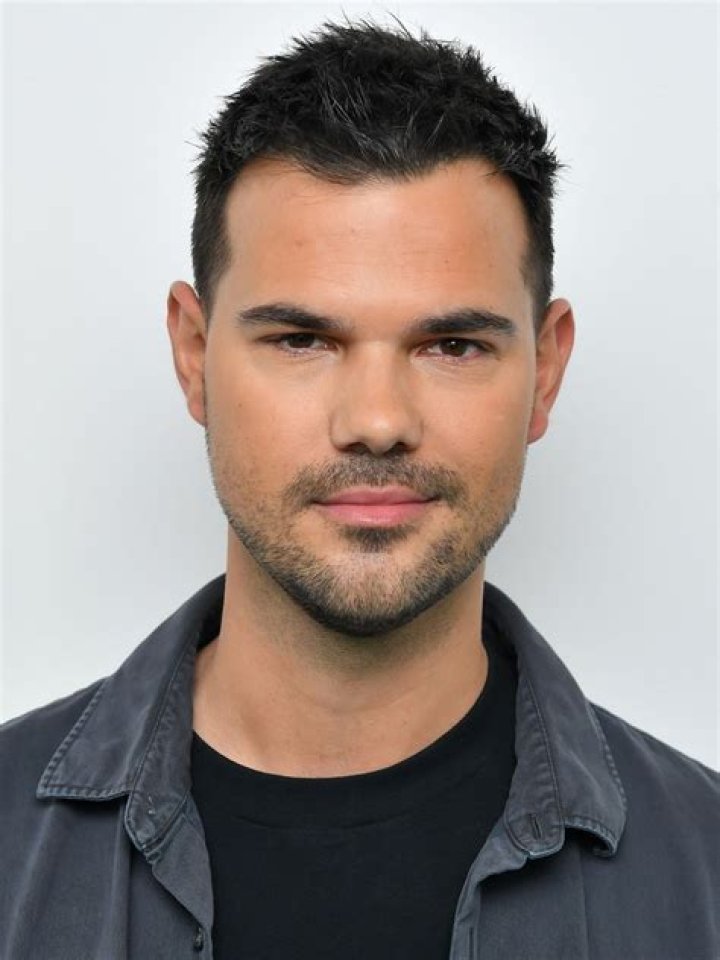 Discover Taylor Lautner's Cultural Heritage And Ethnic Identity