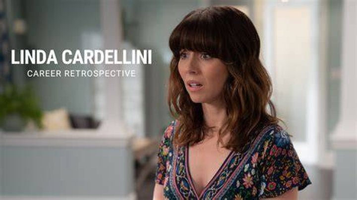 Discover The Youthful Radiance Of Linda Cardellini