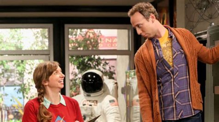 Does Lauren Lapkus Have A Brother: An In-Depth Look