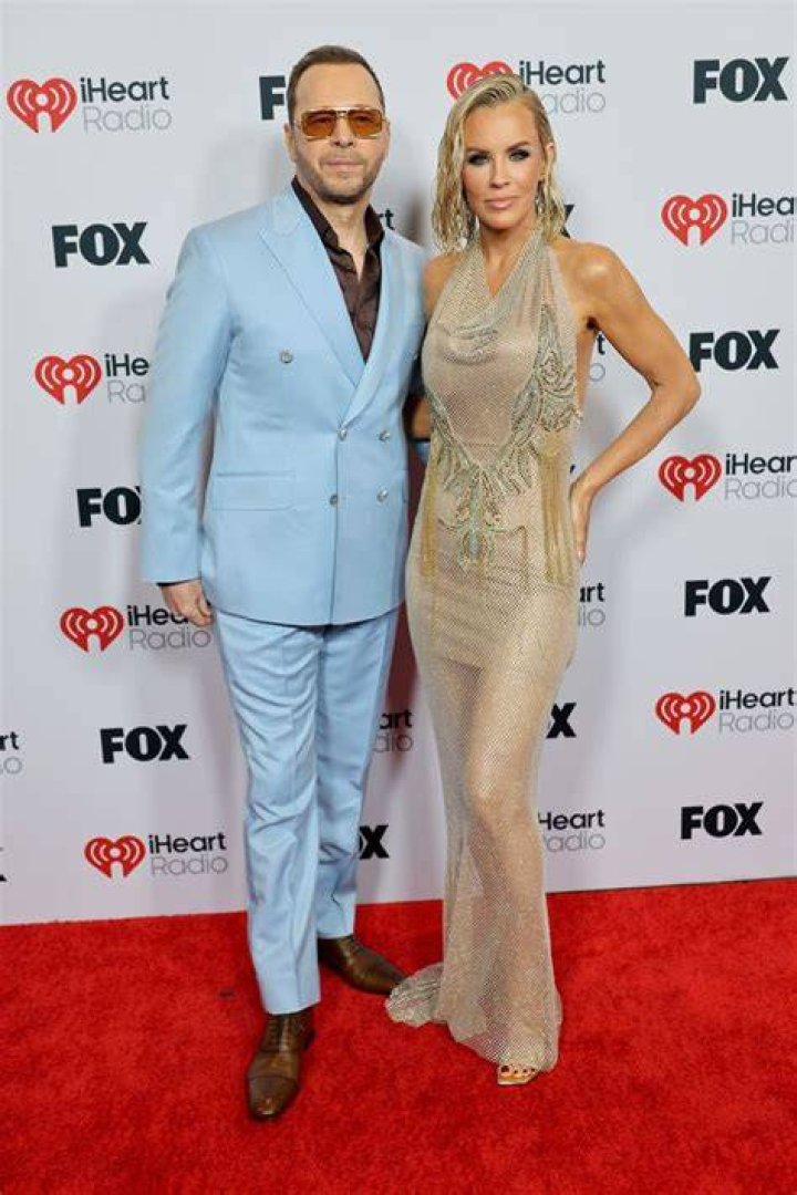 Donnie Wahlberg And Jenny McCarthy: The Latest Scoop
