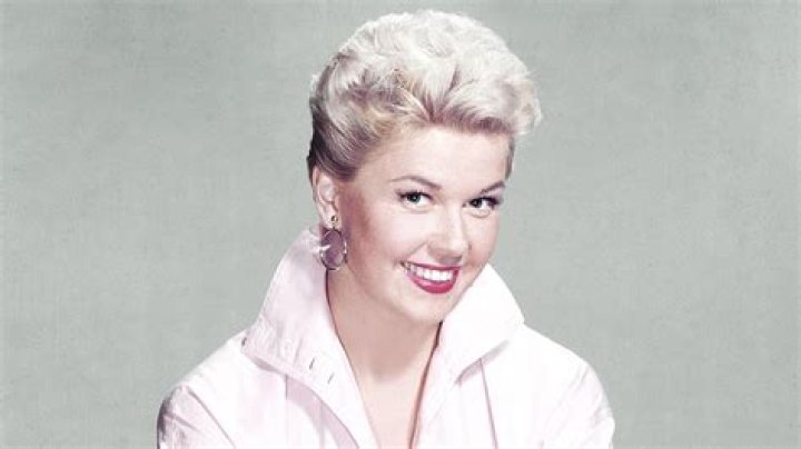 Doris Day's Lifetime Wealth: Uncovering Her Net Worth