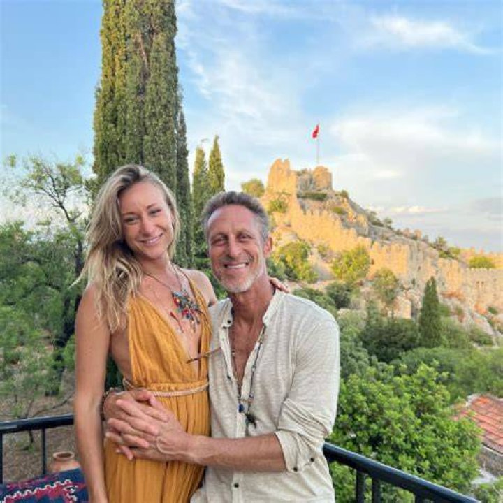 Dr. Mark Hyman's First Wife Revealed