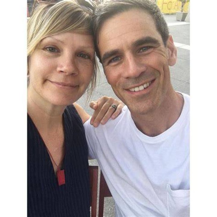 Eddie Cahill's Family Life Explored