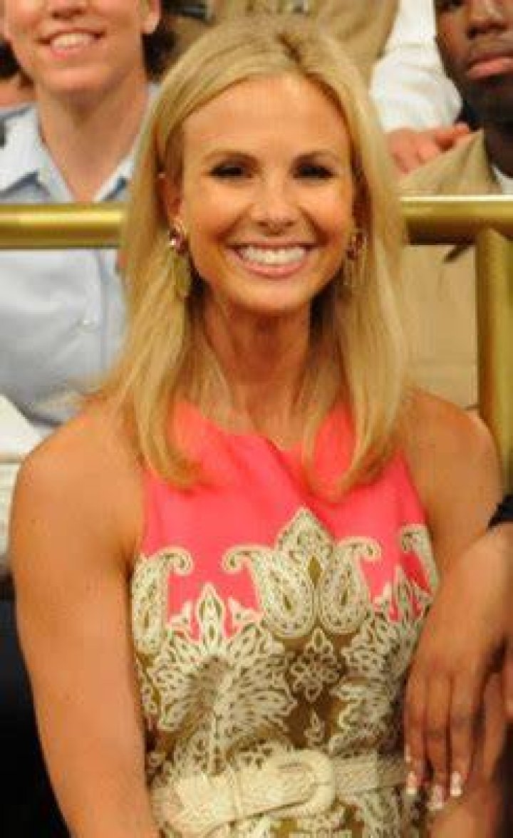 Elisabeth Hasselbeck Net Worth - MoxSync