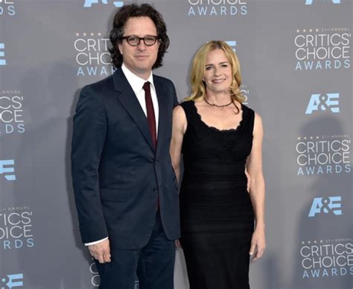 Elisabeth Shue's Family: A Look Into The Actress's Personal Life