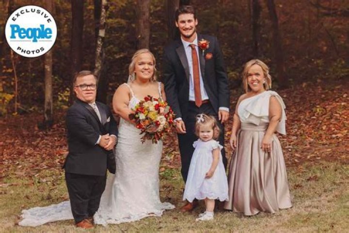 Elizabeth Johnston And Brice Bolden's Miraculous Little Person Baby: A Journey Of Love And Acceptance