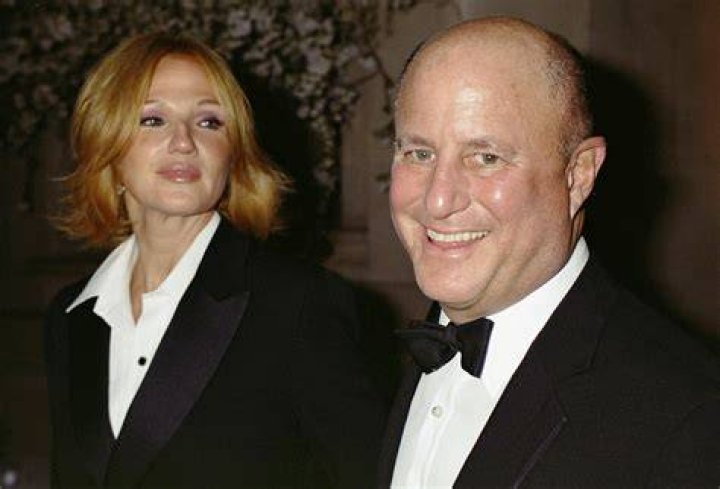 Ellen Barkin's Unsuccessful Marital Relationships: Also Details on Her Affairs and Children