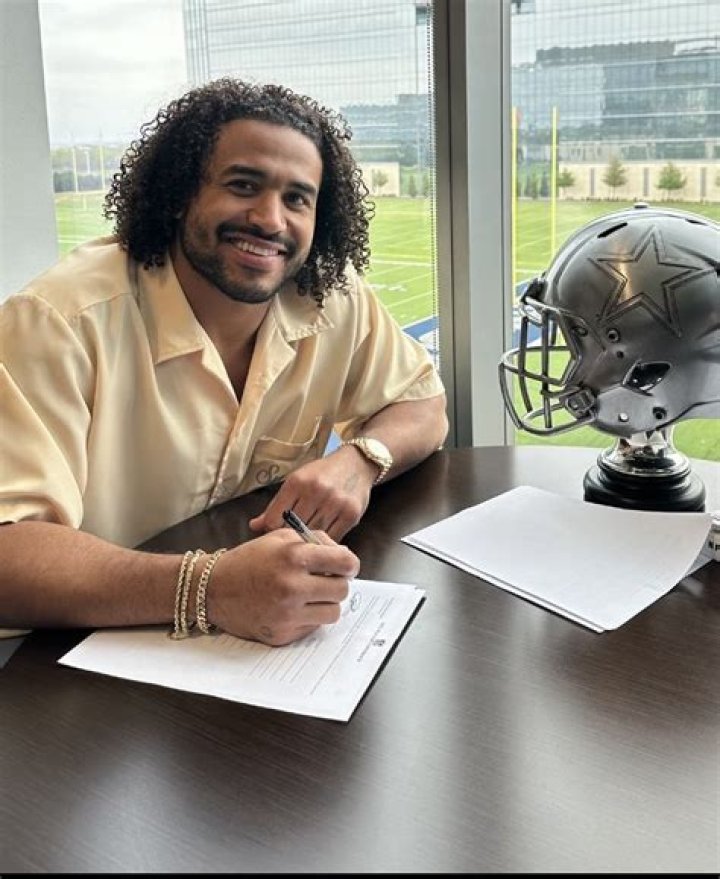 Eric Kendricks contract, salary and net worth explored ·