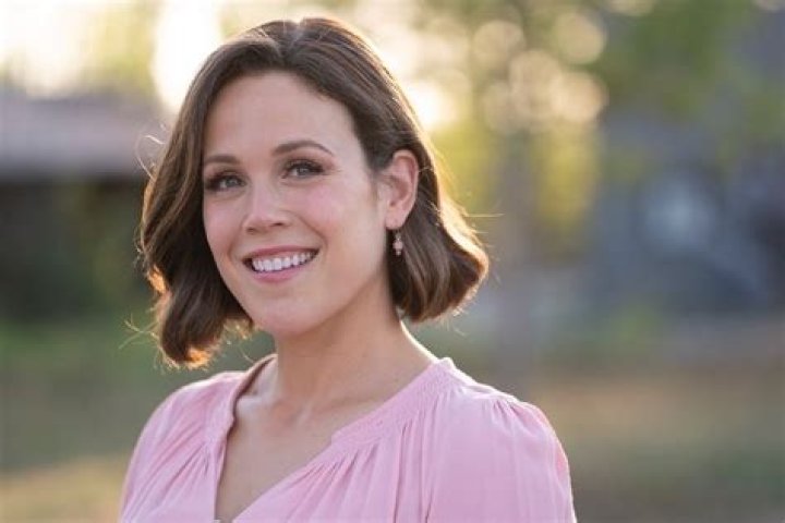 Erin Krakow's Net Worth And Untold Wealth