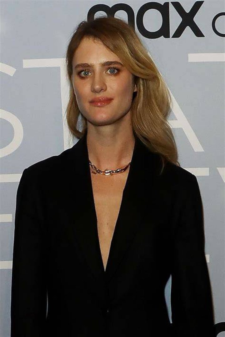 Explore The Cinematic Journey Of Mackenzie Davis: A Comprehensive Movie Guide