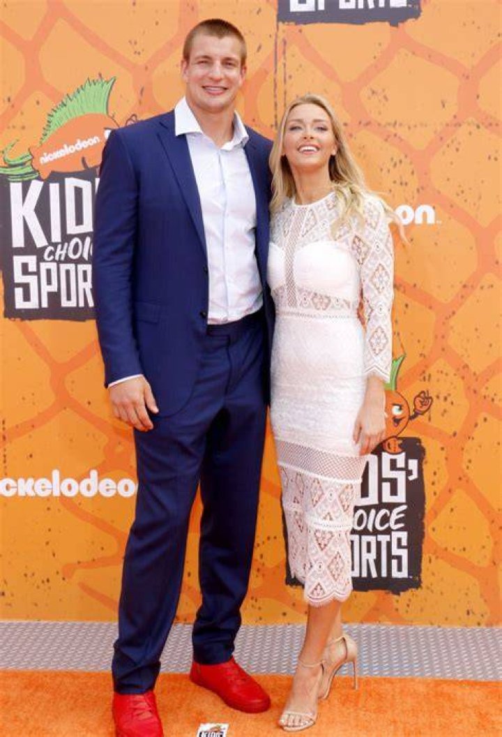 Exploring Camille Kostek Weight And Height