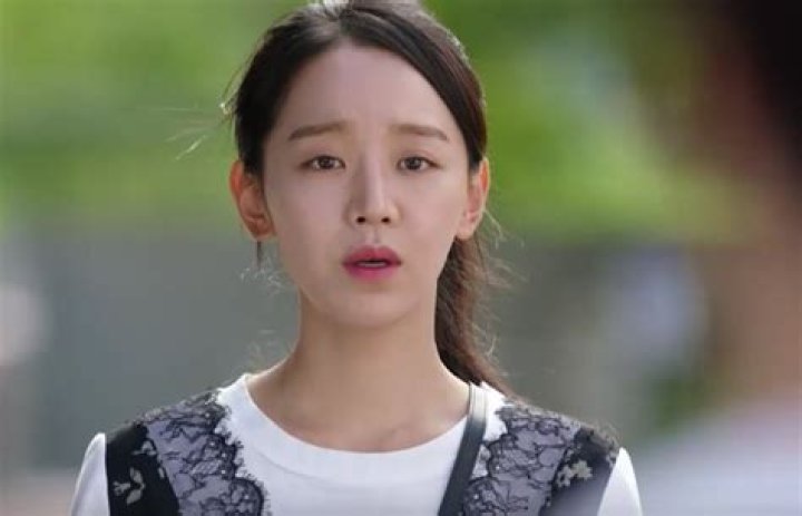 Exploring The Intriguing World Of Shin Hye Sun Relationships