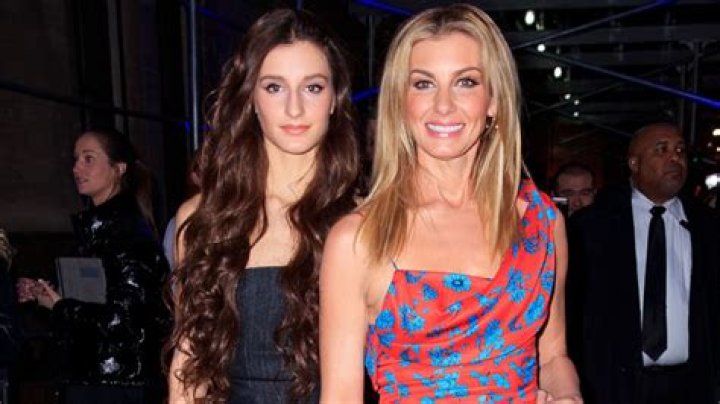 Faith Hill and Tim McGraws daughter Gracie, 23, flaunts her curves in a floral swimsuit