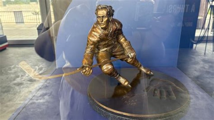 Family Life And Hockey Superstardom