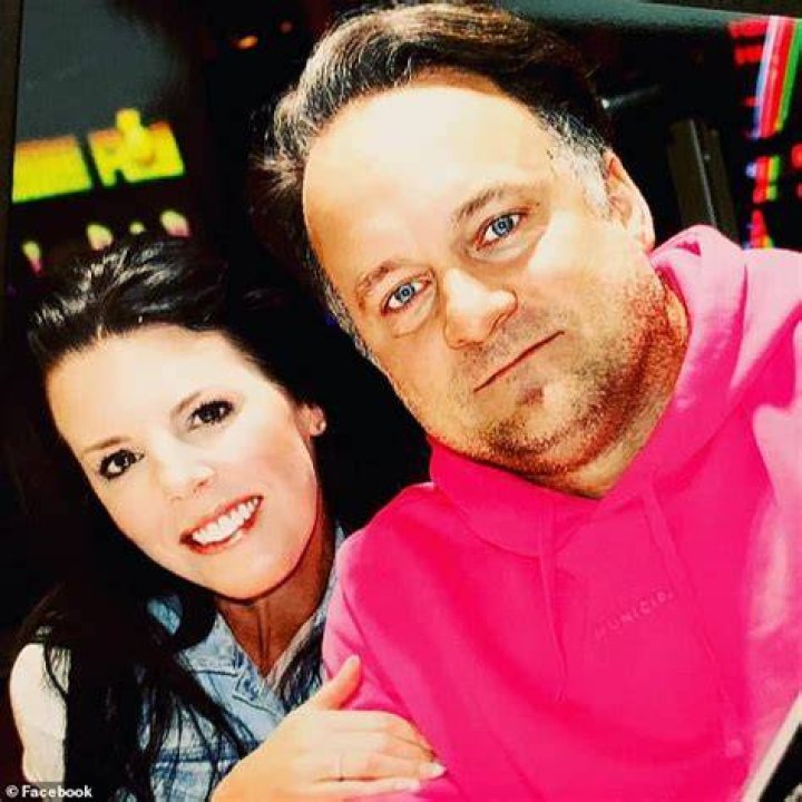 Fascinating Insights Into The Lives Of Becky And Travis Renner