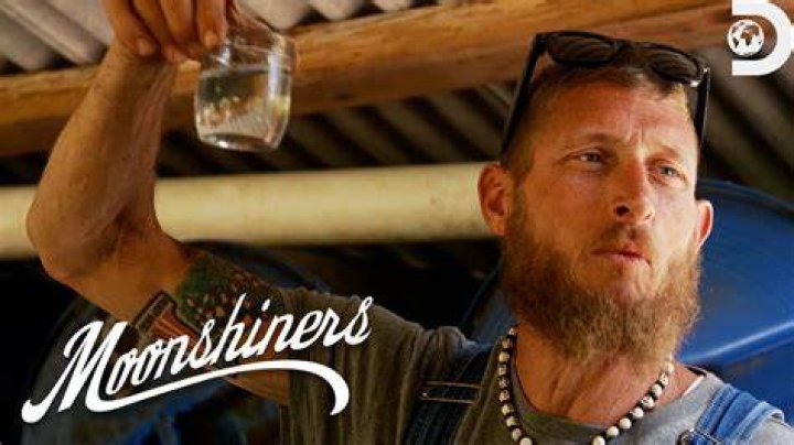 Guide To Amanda On Moonshiners: Dive Into The World Of Illicit Liquor