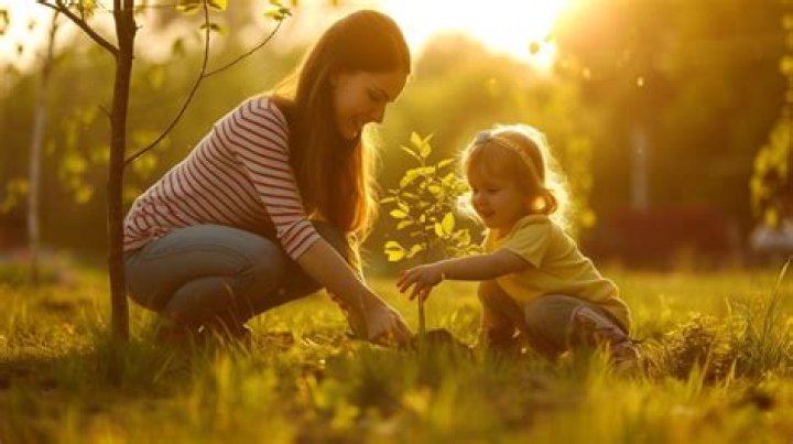 Heartwarming Moments Between Kids And Their Mother