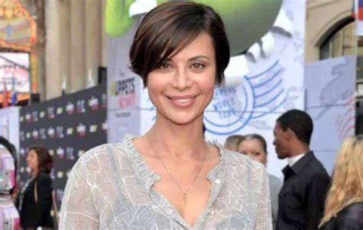 How Old Is Julia Gisella? - Age Revealed