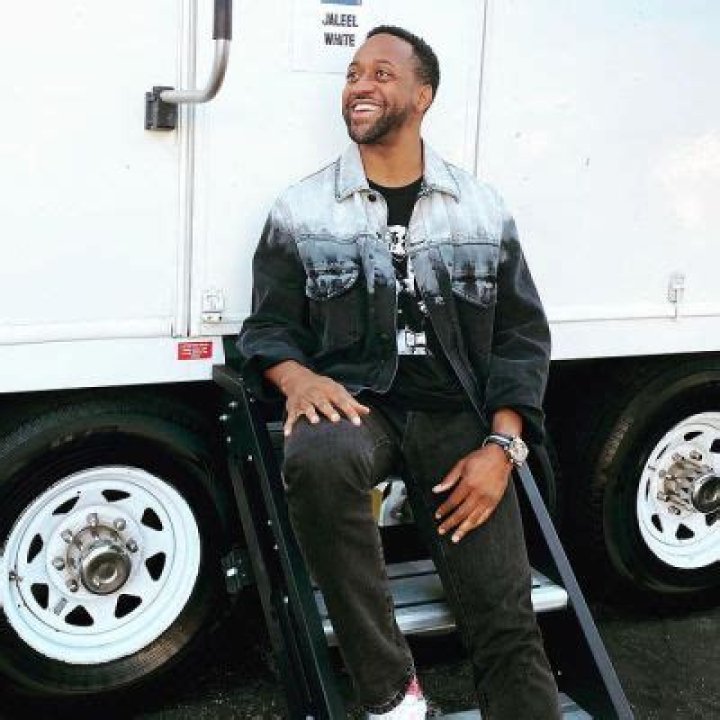 How Tall Is Jaleel White Height, Weight, Body Measurement ·
