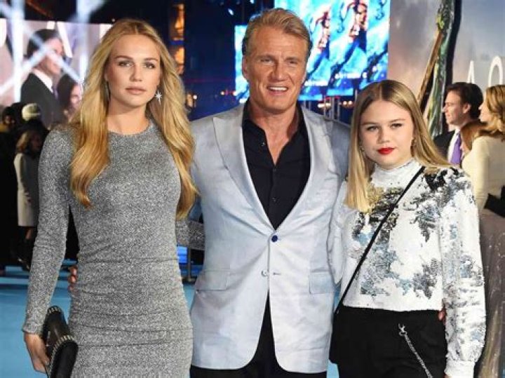 Ida Lundgren (Model) - Age, Birthday, Bio, Facts, Family, Net Worth, Height & More